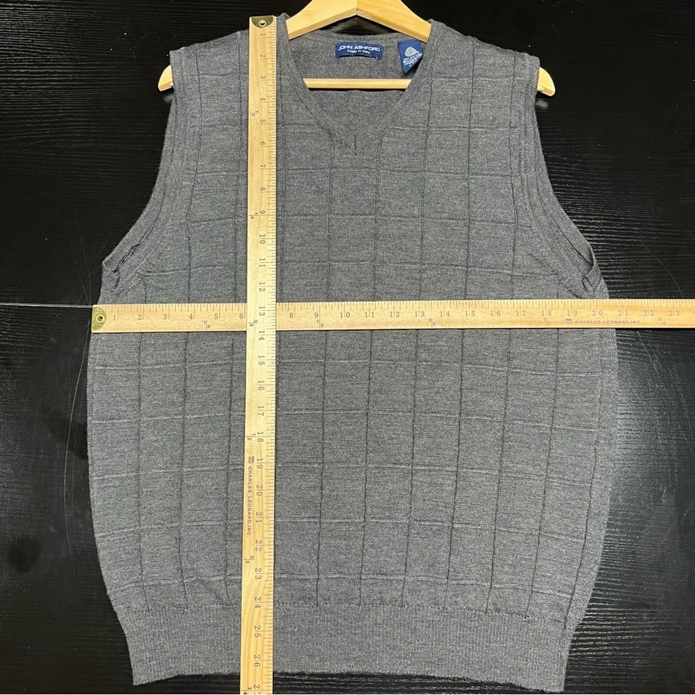 John Ashford Wool Sweater‎ Vest